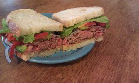 How many protein are in roast beef tarragon sandwich - calories, carbs, nutrition