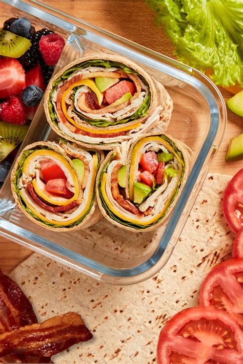 How many protein are in roast turkey club wrap - calories, carbs, nutrition