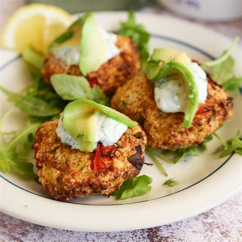 How many protein are in roasted corn crab cakes with poblano cream sauce - calories, carbs, nutrition