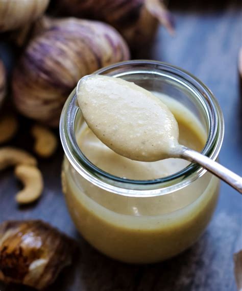 How many protein are in roasted garlic dressing (12977.0) - calories, carbs, nutrition