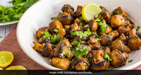 How many protein are in roasted mushroom chettinad (braise) (84344.5) - calories, carbs, nutrition