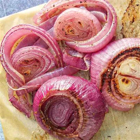 How many protein are in roasted red onions, sliced - calories, carbs, nutrition