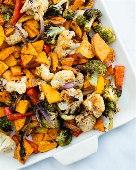 How many protein are in roasted vegetables for entrees - calories, carbs, nutrition