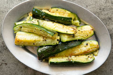 How many protein are in roasted zucchini, oven roasted - calories, carbs, nutrition