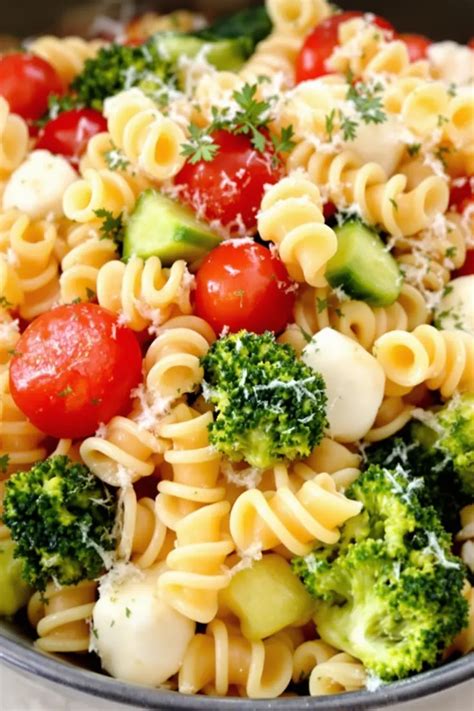 How many protein are in rotini pasta salad - calories, carbs, nutrition