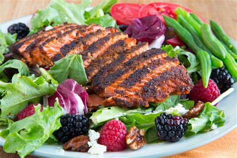 How many protein are in salad entree steakhouse blackened action - calories, carbs, nutrition