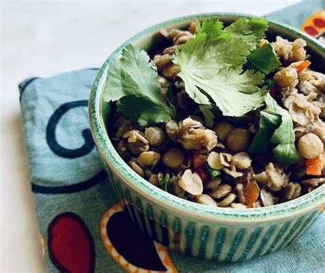 How many protein are in salad lentil green azifa 1 oz - calories, carbs, nutrition