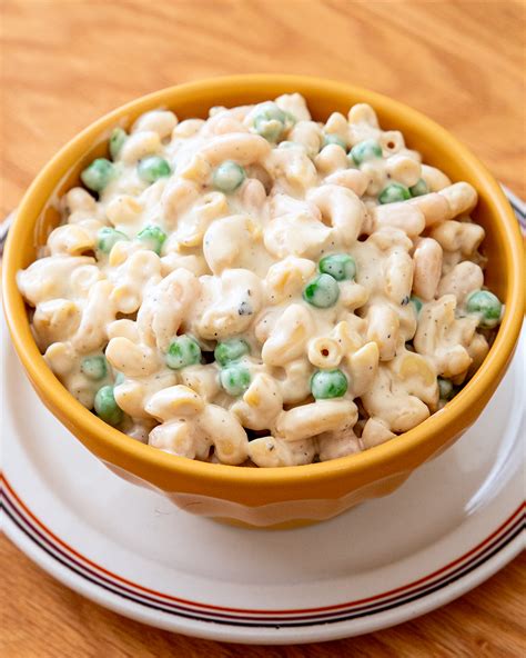 How many protein are in salad macaroni & cheddar creamy reg mayo 1/2 cup - calories, carbs, nutrition