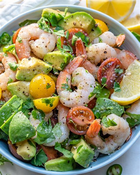 How many protein are in salad shrimp avocado dressing (42988.3) - calories, carbs, nutrition