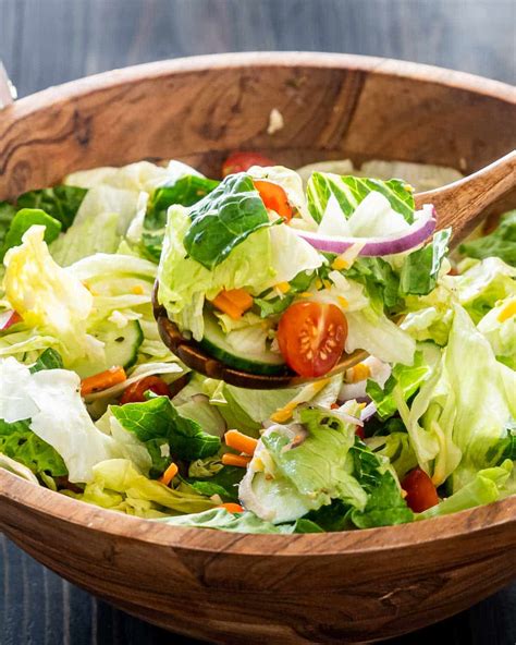 How many protein are in salad vegetables tossed plain 1 cup - calories, carbs, nutrition