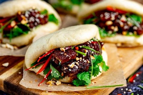 How many protein are in sand bao pork belly korean - calories, carbs, nutrition