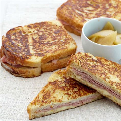 How many protein are in sand brkf french toast ham & cheddar - calories, carbs, nutrition