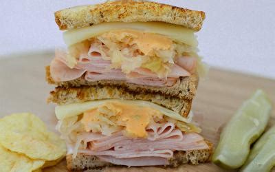 How many protein are in sand reuben turkey - calories, carbs, nutrition