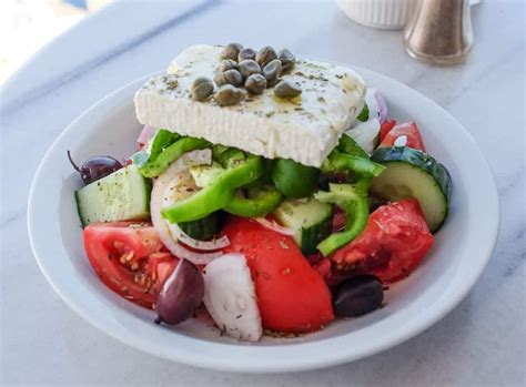 How many protein are in santorini sunset salad - calories, carbs, nutrition