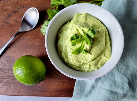 How many protein are in sauce avocado crema 1 tbsp - calories, carbs, nutrition