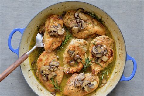 How many protein are in sauce rosemary mushroom 2 oz ladle - calories, carbs, nutrition