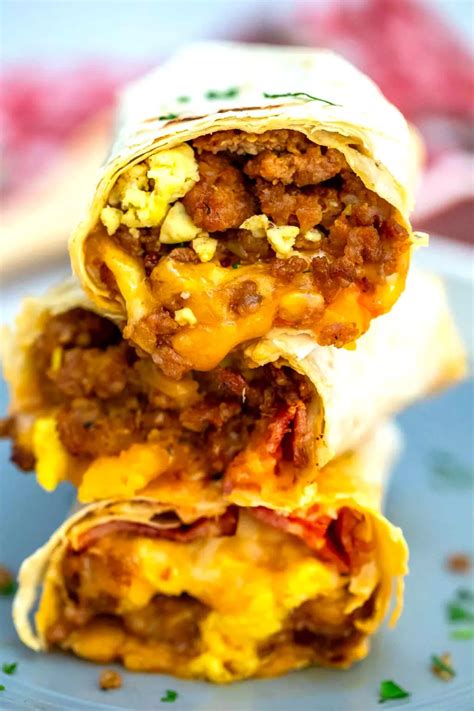 How many protein are in sausage, egg and cheese wrap - calories, carbs, nutrition