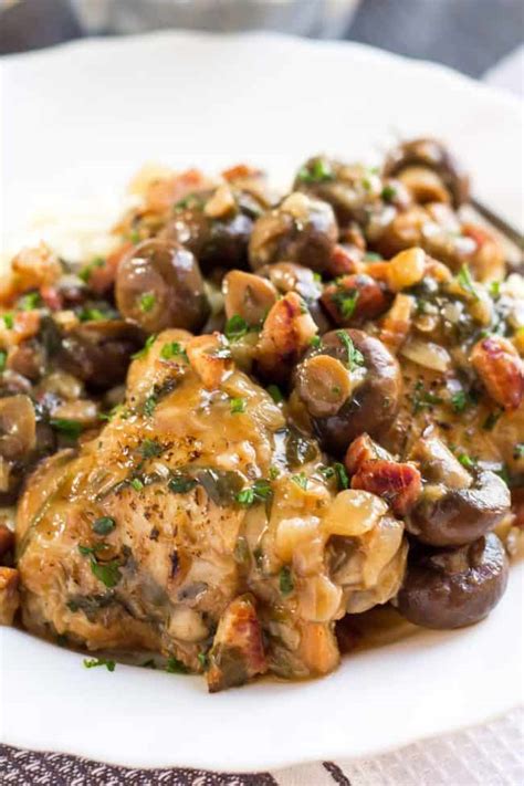 How many protein are in sauta©ed chicken with sherry and mushrooms - calories, carbs, nutrition