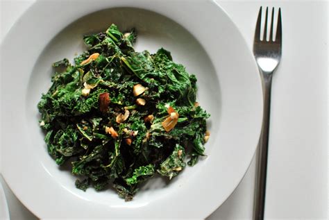 How many protein are in sauteed kale red onions and currants - calories, carbs, nutrition