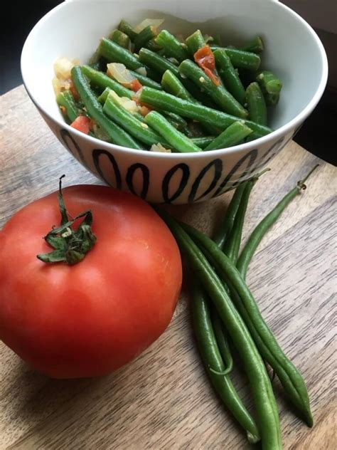How many protein are in savory green beans (34655.1) - calories, carbs, nutrition
