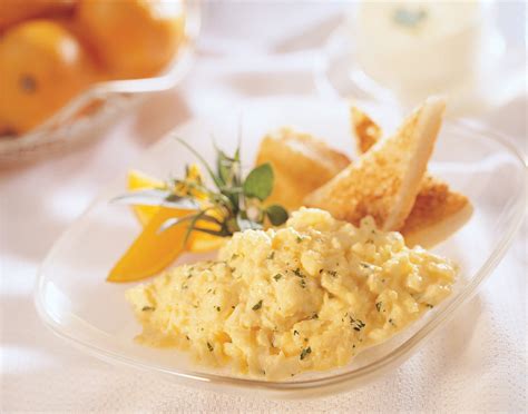 How many protein are in scrambled eggs with boursin and fresh herbs - calories, carbs, nutrition