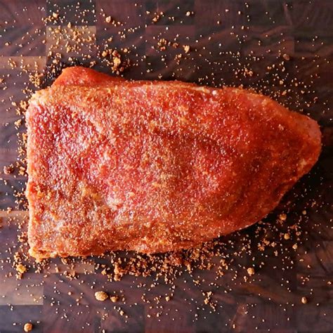 How many protein are in seasoned roast beef - calories, carbs, nutrition