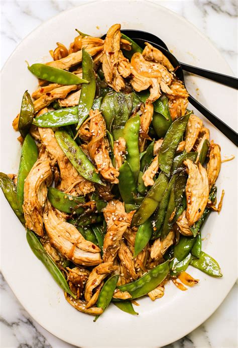 How many protein are in sesame chicken with snow peas and brown rice - calories, carbs, nutrition