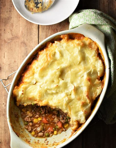 How many protein are in shepards pie (31680.0) - calories, carbs, nutrition