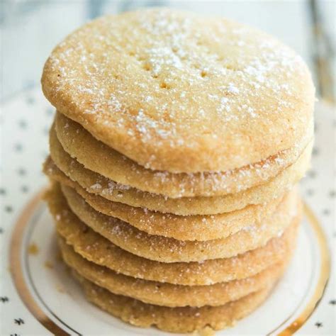 How many protein are in shortbread round - calories, carbs, nutrition