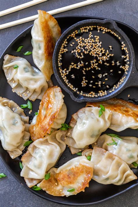 How many protein are in shrimp gyoza - calories, carbs, nutrition