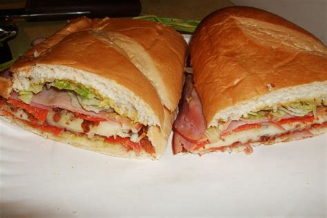 How many protein are in sicilian sandwich - calories, carbs, nutrition