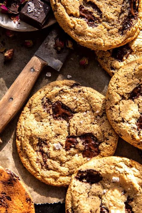 How many protein are in simply fresh peanut butter chocolate chip cookie - calories, carbs, nutrition