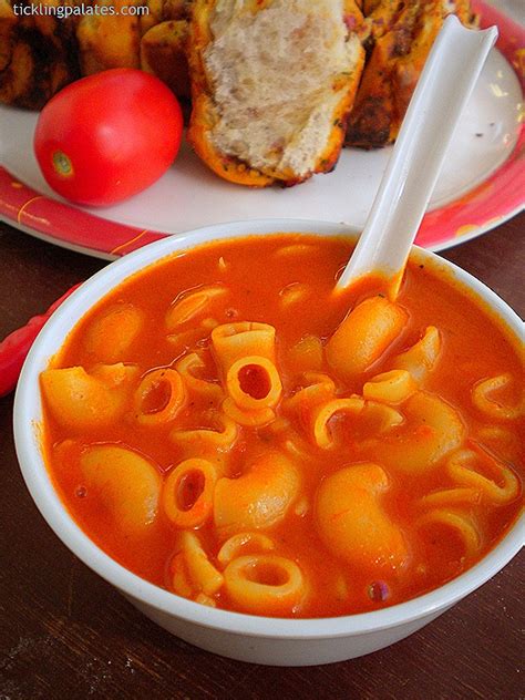 How many protein are in simplyfit tomato pasta soup - calories, carbs, nutrition