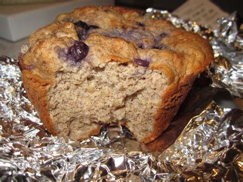 How many protein are in skinny blueberry muffin dessert - calories, carbs, nutrition