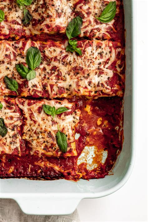 How many protein are in skinny lasagna rolls - calories, carbs, nutrition