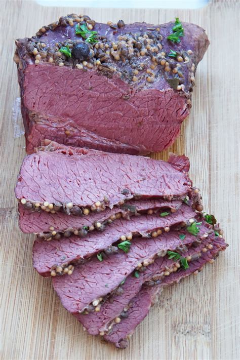 How many protein are in sliced corned beef brisket (48144.17) - calories, carbs, nutrition