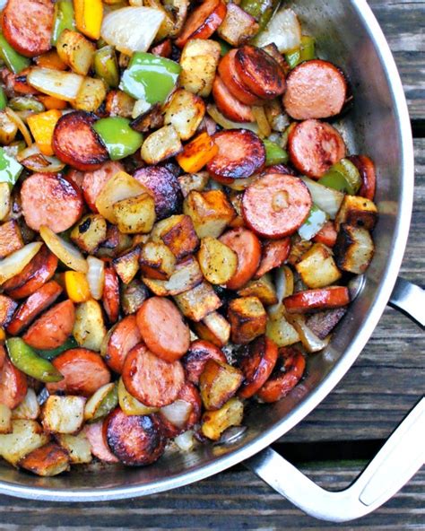 How many protein are in smoked kielbasa- peppers and onions - calories, carbs, nutrition