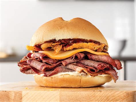 How many protein are in smokehouse beef and cheddar brisket sub - calories, carbs, nutrition