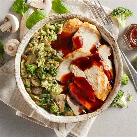 How many protein are in smokey bbq chicken with vegetables small - calories, carbs, nutrition