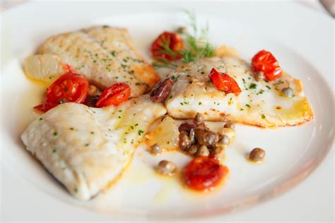 How many protein are in snapper with fresh tomatoes capers - calories, carbs, nutrition