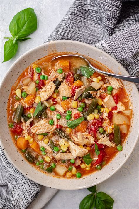 How many protein are in soup, chicken vegetable with potato and cheese, chunky, ready-to-serve - calories, carbs, nutrition