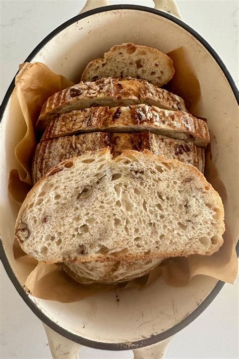 How many protein are in sourdough bread (62272.8) - calories, carbs, nutrition