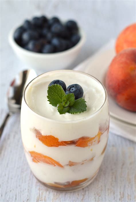 How many protein are in southern peach parfait - calories, carbs, nutrition