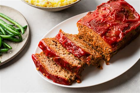 How many protein are in southern-style meat loaf - calories, carbs, nutrition