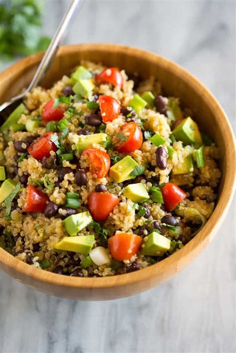 How many protein are in southwest quinoa salad - calories, carbs, nutrition