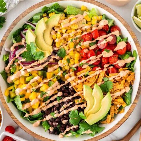 How many protein are in southwest salad - calories, carbs, nutrition