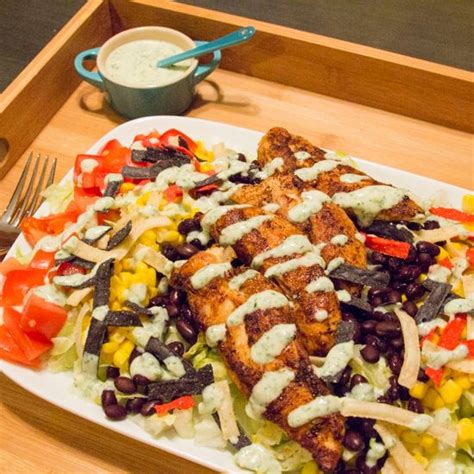 How many protein are in southwest turkey sizzling salad - calories, carbs, nutrition