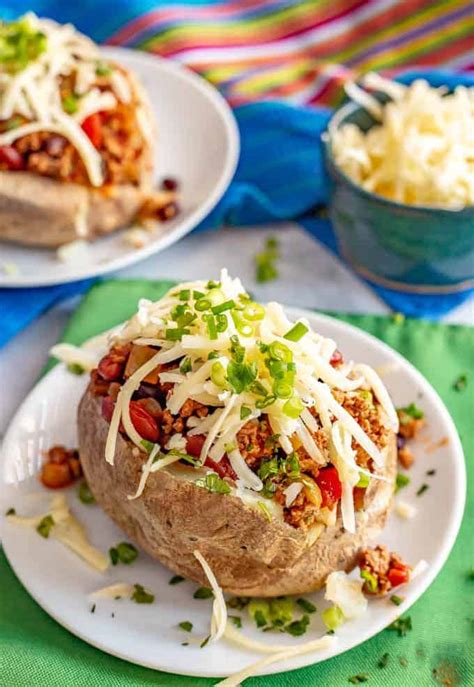 How many protein are in spicy chili stuffed potato plate - calories, carbs, nutrition