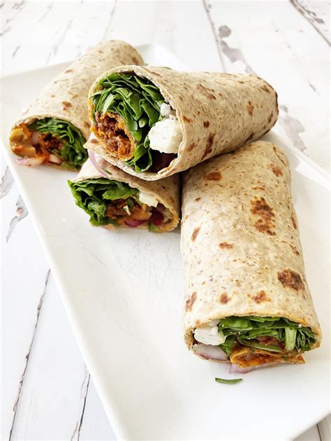 How many protein are in spicy mediterranean wrap - calories, carbs, nutrition