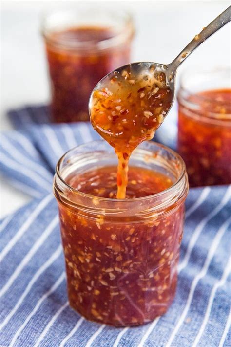 How many protein are in spicy sweet chili sauce - calories, carbs, nutrition